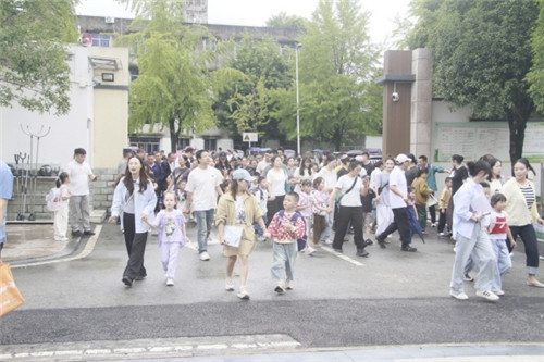 20250901_083951_007.jpg 20250901_083951_007.jpg