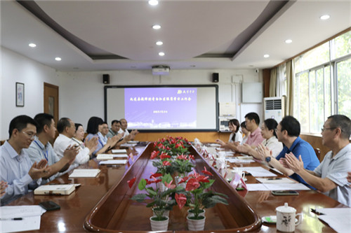 20250908_153640_238.jpg 20250908_153640_238.jpg