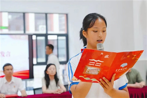 20250909_135714_154.jpg 20250909_135714_154.jpg