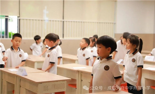 20250909_100122_100.jpg 20250909_100122_100.jpg