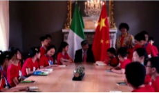 31名“熊猫小记者”踏上国际交流之旅：在他乡唱响“成都”