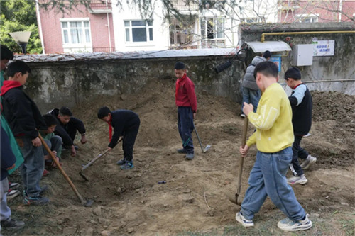 20250918_154456_377.jpg 20250918_154456_377.jpg