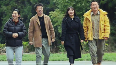 同心,和她们同行