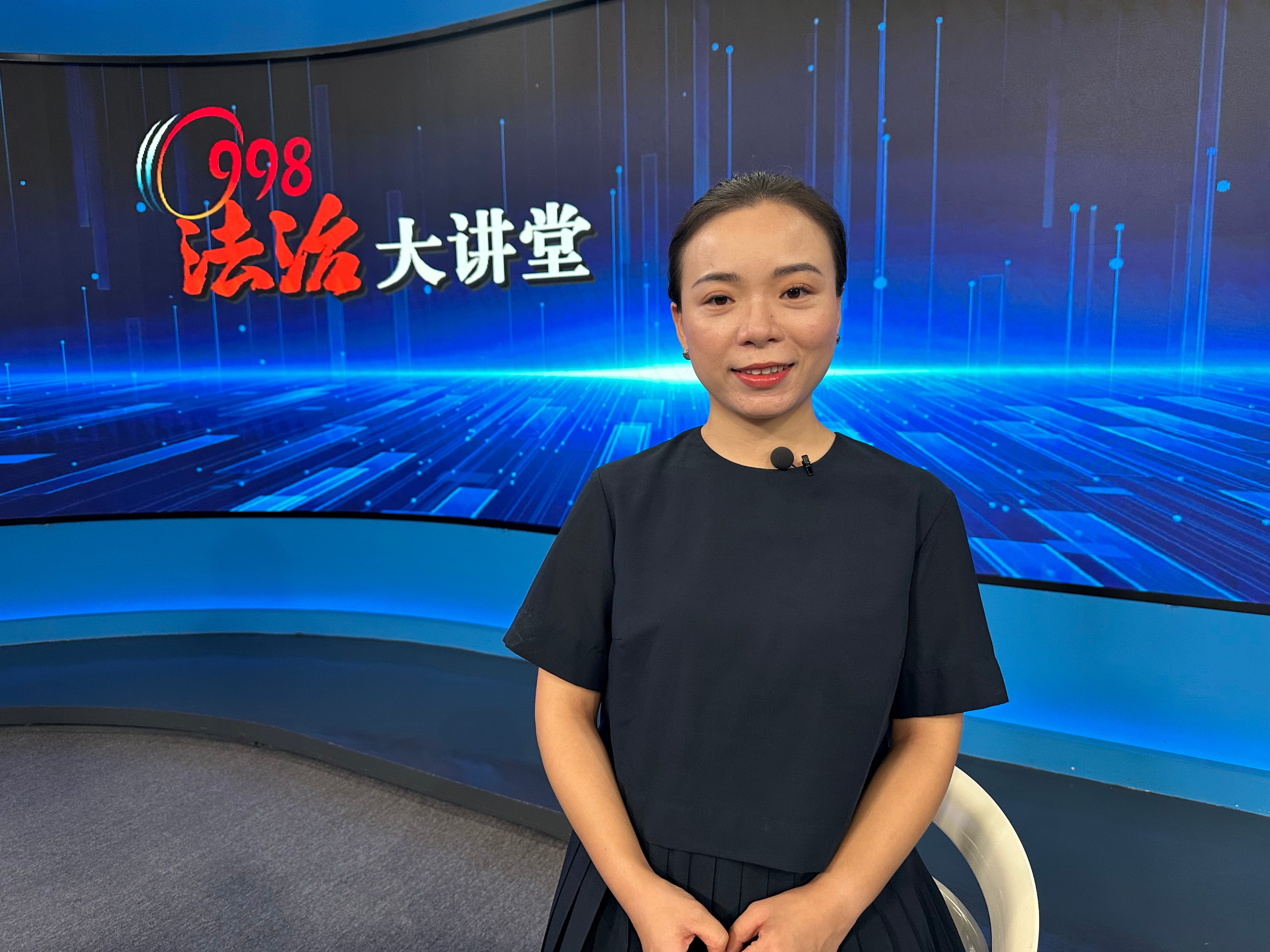 9月3日 蒲江县文广体旅局文案 失控的 “娱乐场”：未成年人踏入的法律禁区