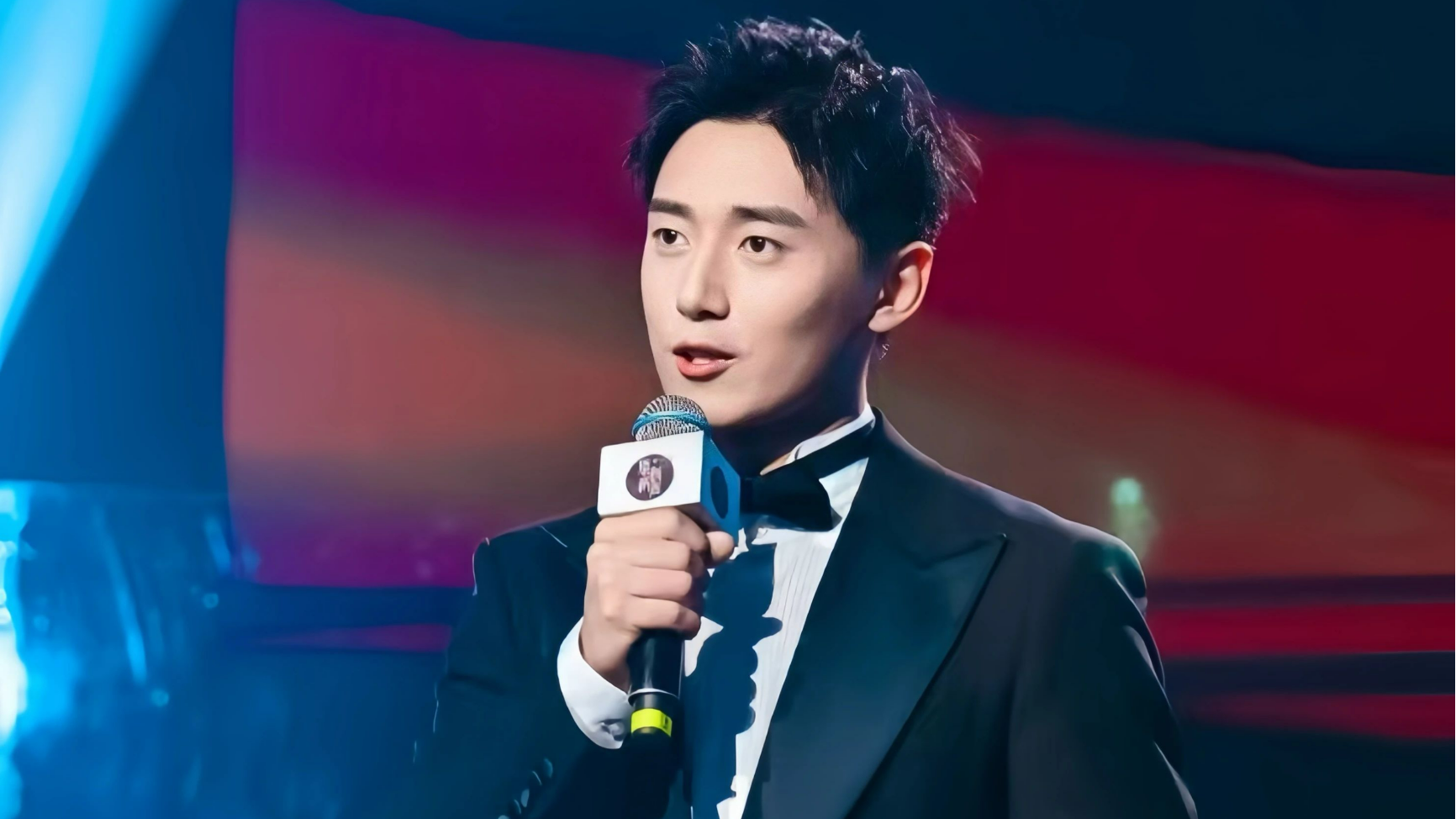 锦言丨主播读诗《我喜欢出发》