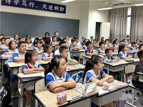 20250922_150015_163.jpg 20250922_150015_163.jpg