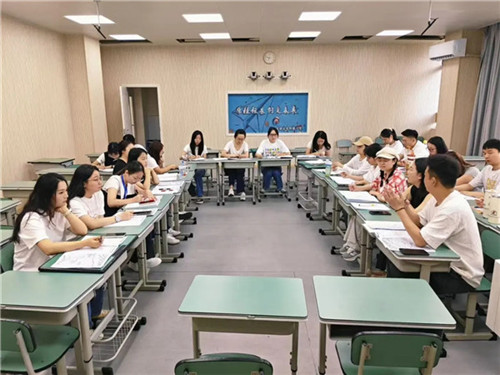 20250922_150015_156.jpg 20250922_150015_156.jpg