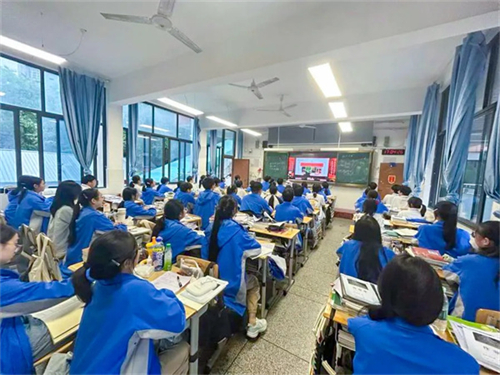 20250922_210532_014.jpg 20250922_210532_014.jpg