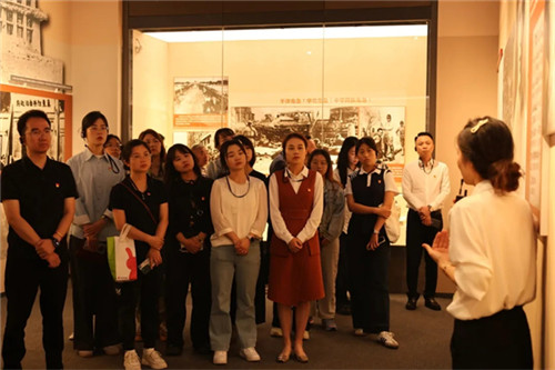 20250929_141217_172.jpg 20250929_141217_172.jpg