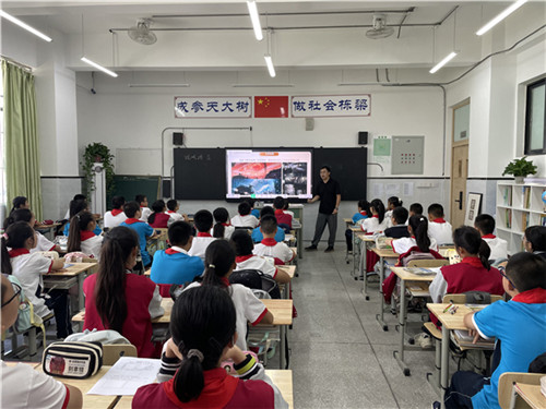 20250929_155824_272.jpg 20250929_155824_272.jpg