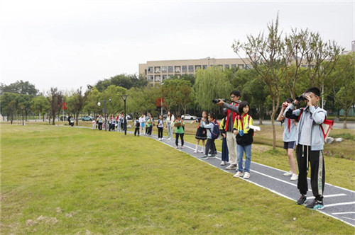 20251009_095705_001.jpg 20251009_095705_001.jpg