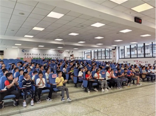 20251009_165934_367.jpg 20251009_165934_367.jpg