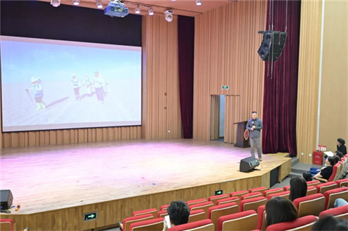 20251009_144115_221.jpg 20251009_144115_221.jpg