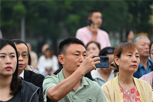 20251009_145648_263.jpg 20251009_145648_263.jpg