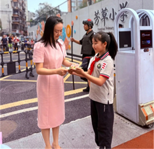 1760077013800.png 1760077013800.png