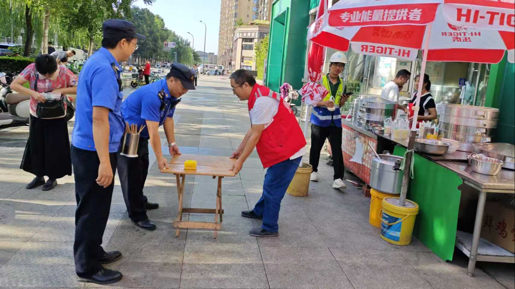 构建长效治理体系，共享品质生活图景丨石羊街道“净优亮美”实践绘就宜居新画卷