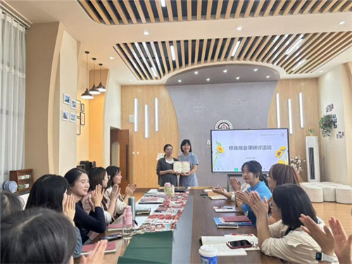 20251014_153238_122.jpg 20251014_153238_122.jpg