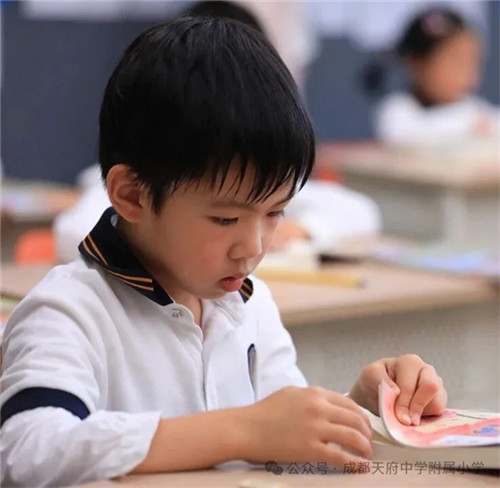 20251017_153836_268.jpg 20251017_153836_268.jpg