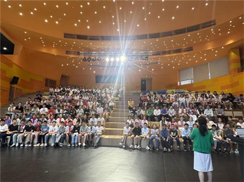 20251017_153252_262.jpg 20251017_153252_262.jpg