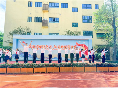 20251017_141425_163.jpg 20251017_141425_163.jpg