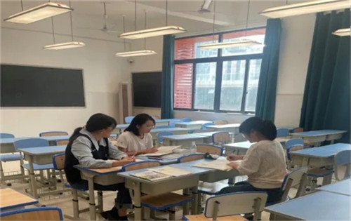 20251020_145741_193.jpg 20251020_145741_193.jpg