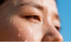 手汗症  不只是手脚心冒汗的烦恼