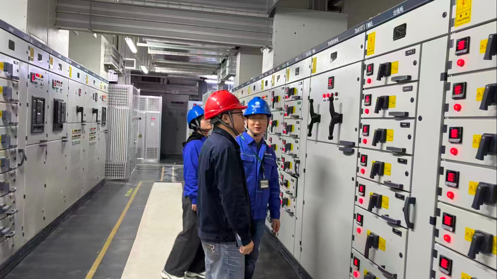 守护“棋”开得胜 点亮巅峰对弈 ——以“零故障”电网 护航国际巅峰对弈