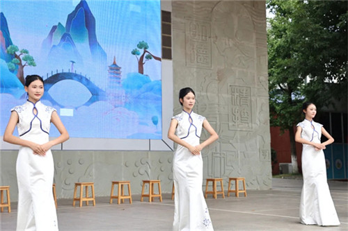 20251028_173008_203.jpg 20251028_173008_203.jpg