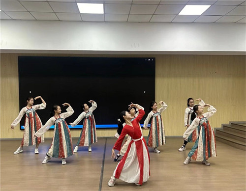 20251030_102039_106.jpg 20251030_102039_106.jpg