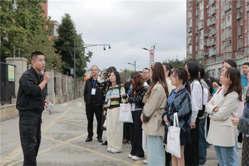 20251030_085050_000.jpg 20251030_085050_000.jpg