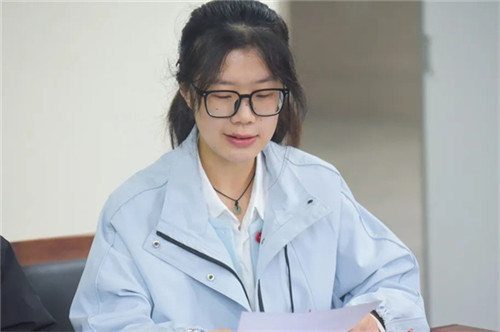 20251105_143637_226.jpg 20251105_143637_226.jpg