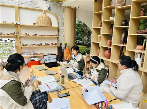 20251107_152507_268.jpg 20251107_152507_268.jpg