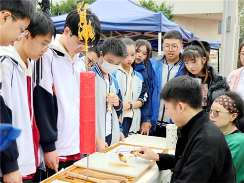 20251110_162443_292.jpg 20251110_162443_292.jpg