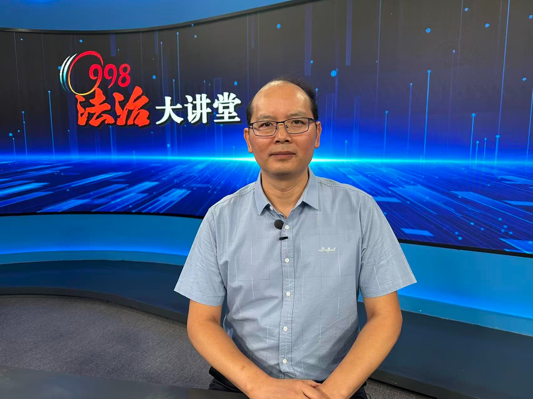 10月29日 成都市金牛区综合行政执法局 夜间施工扰民何时了？