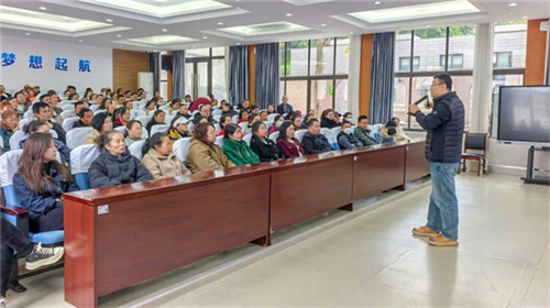 20251121_151159_272.jpg 20251121_151159_272.jpg