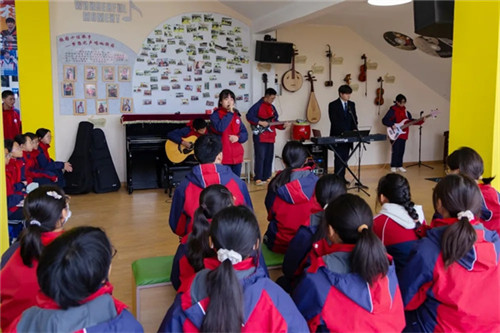 20251128_180206_221.jpg 20251128_180206_221.jpg