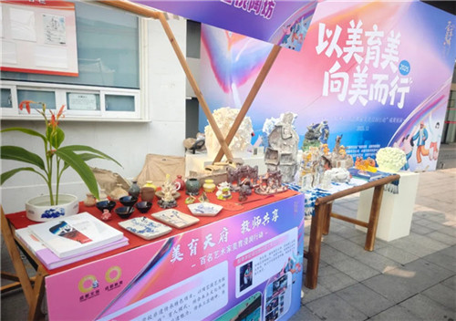 20251201_153323_173.jpg 20251201_153323_173.jpg