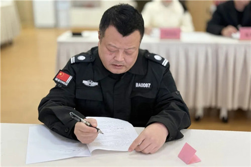 20251211_143545_270.jpg 20251211_143545_270.jpg