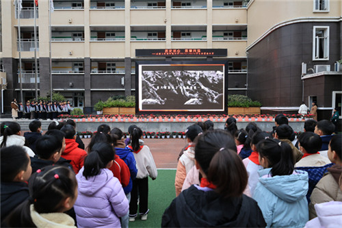 20251218_142256_201.jpg 20251218_142256_201.jpg