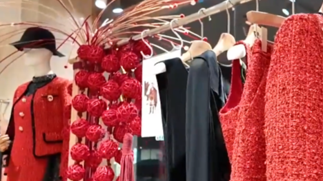 年末聚会怎么穿“成都造”也能穿出时尚感