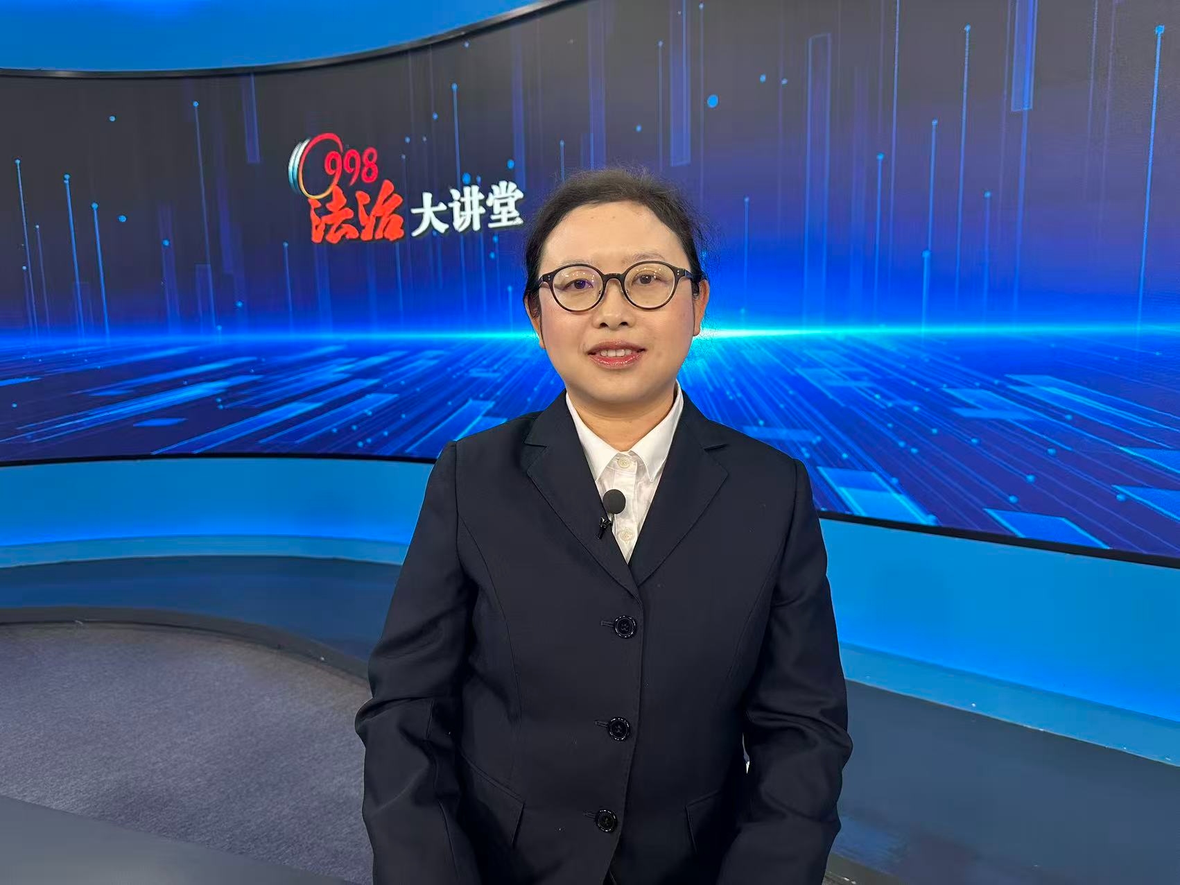 2月3日 崇州市司法局 我从同学家里“拿”点钱