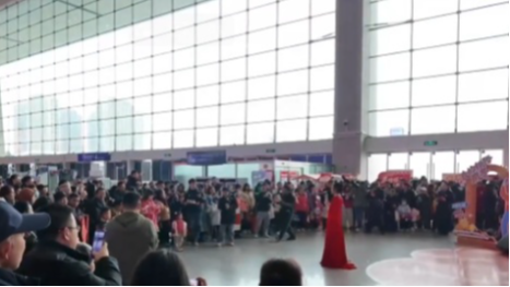 记者直击2026春运首日：保障有力 秩序井然 服务暖心