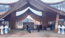 2月4日深夜快递