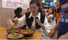 正南柒百 泡椒砂锅米线