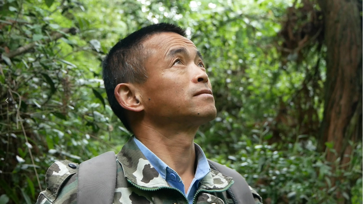 靠山① | 曾经大山深处的狩猎者 今天国家公园的“铲屎官”