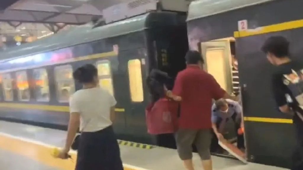 列车不载所有乘客就发车？铁路部门回应