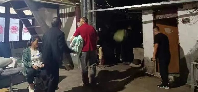 四川继续发布暴雨蓝色预警 提前转移避险31901人
