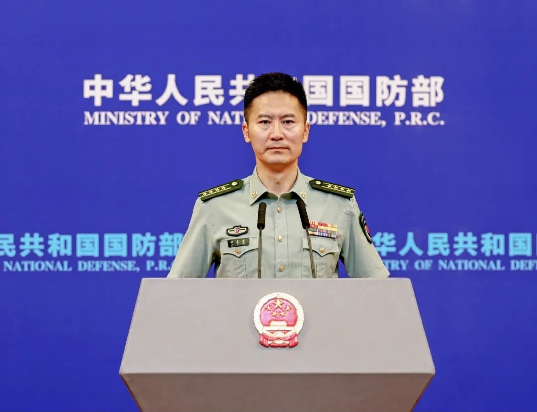国防部新闻发言人谭克非就美对台军售答记者问