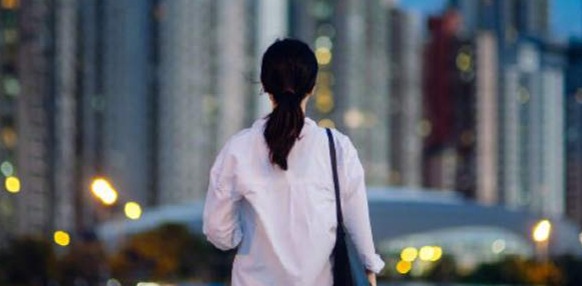 心理专家解读抑郁症：不可耻、不可怕，正确认识、勇敢面对才能走出阴霾