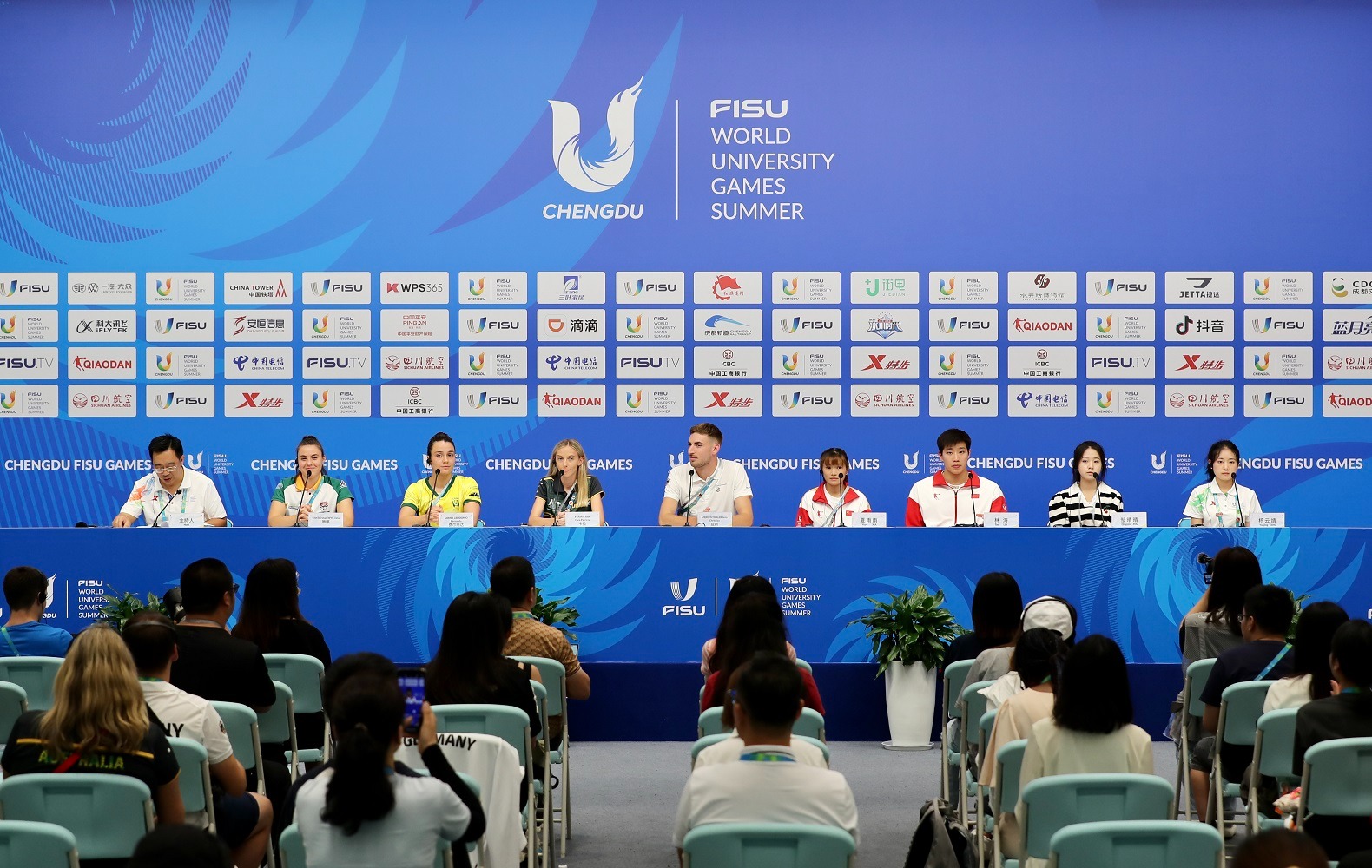 “成都是梦想成就之地”，来自五大洲的他们，谈了谈成都大运会